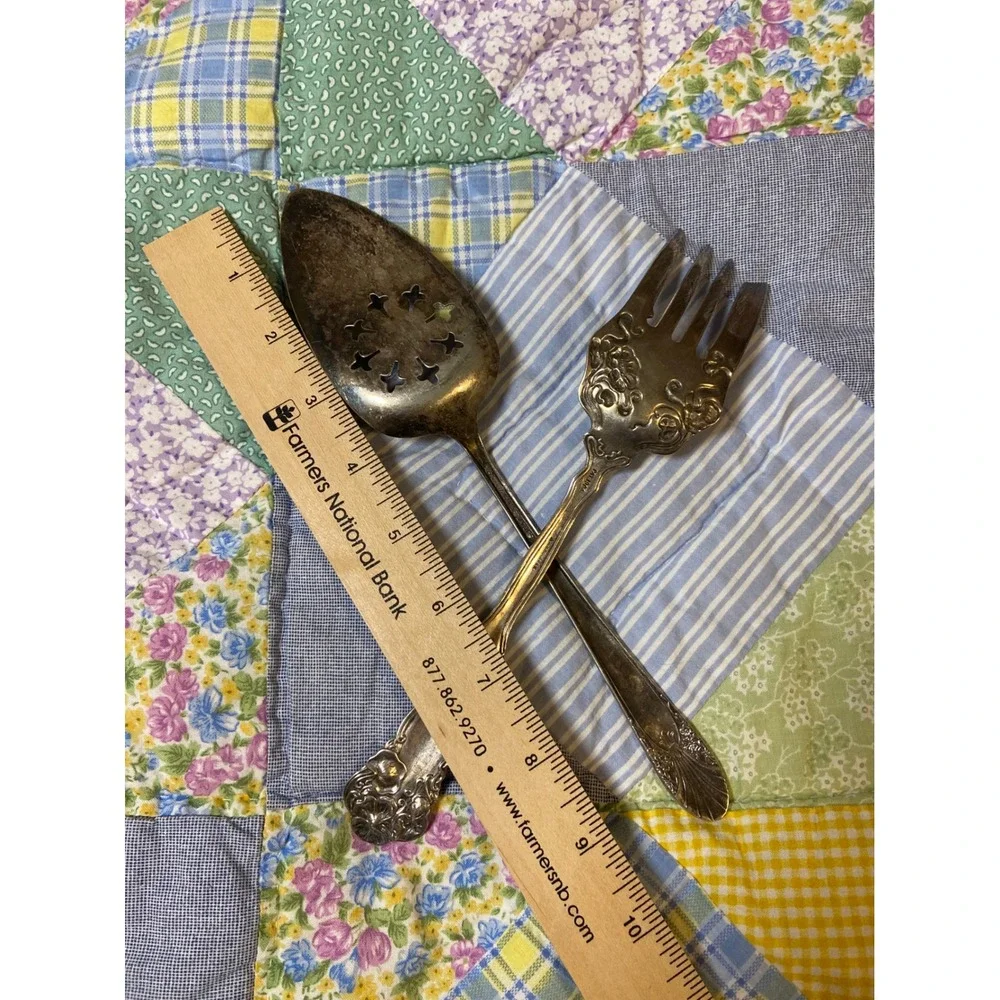 Vintage Wm Rogers Floral Meat Fork & Crown Silverplate Pie Server Patina Set